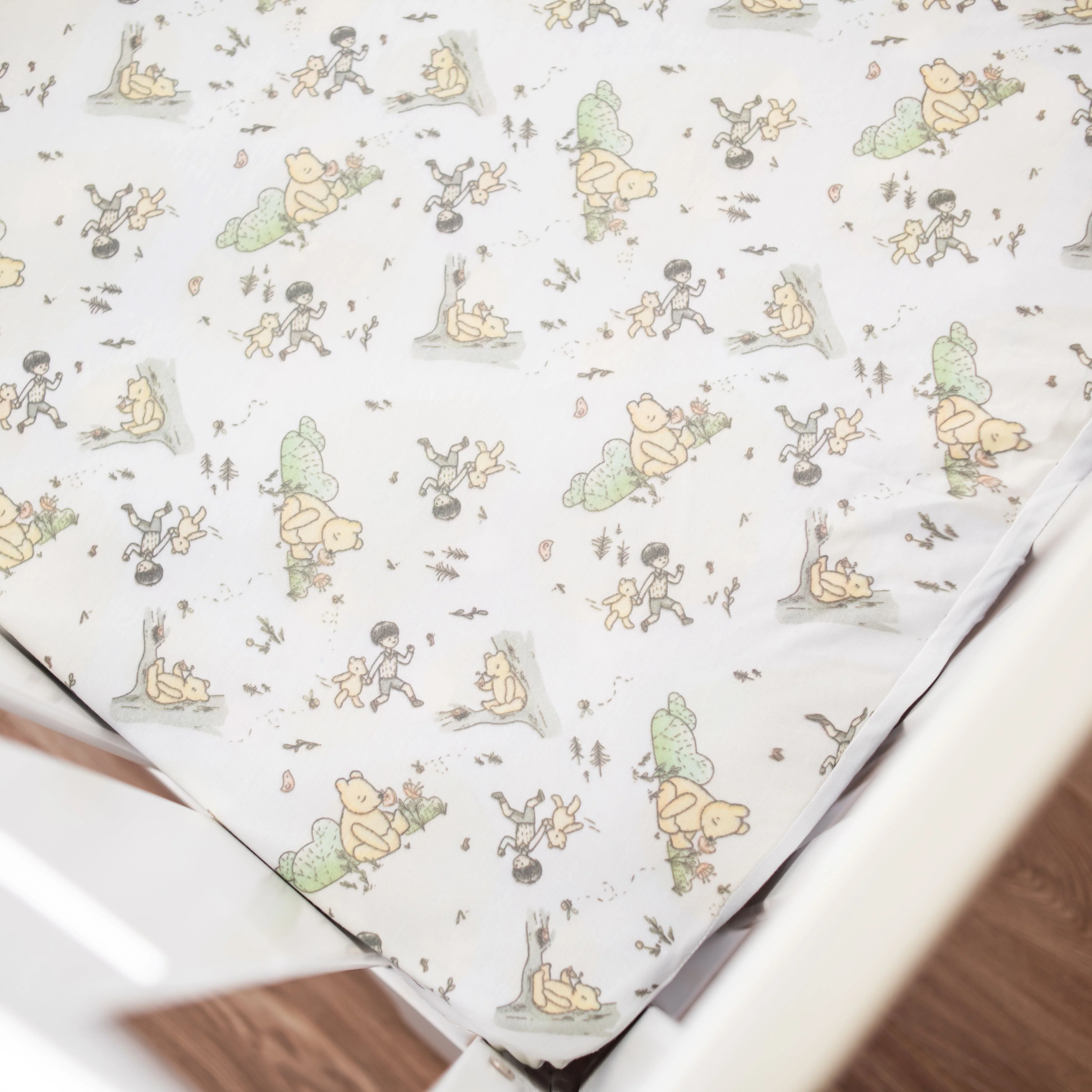 [SECONDS] No-Leak Fitted Sheet | Classic Pooh - Image 4